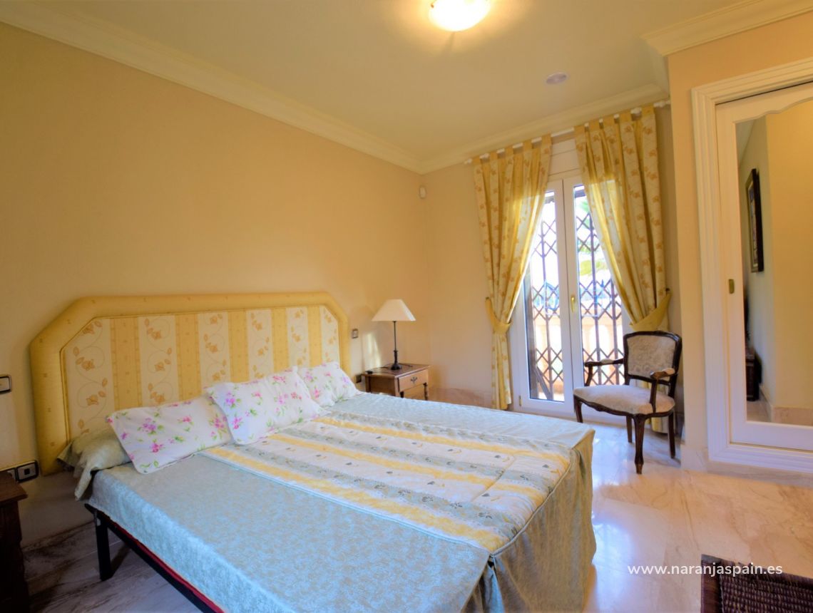 Sprzedaż - Willa - Guardamar del Segura - Urb. El Moncayo 