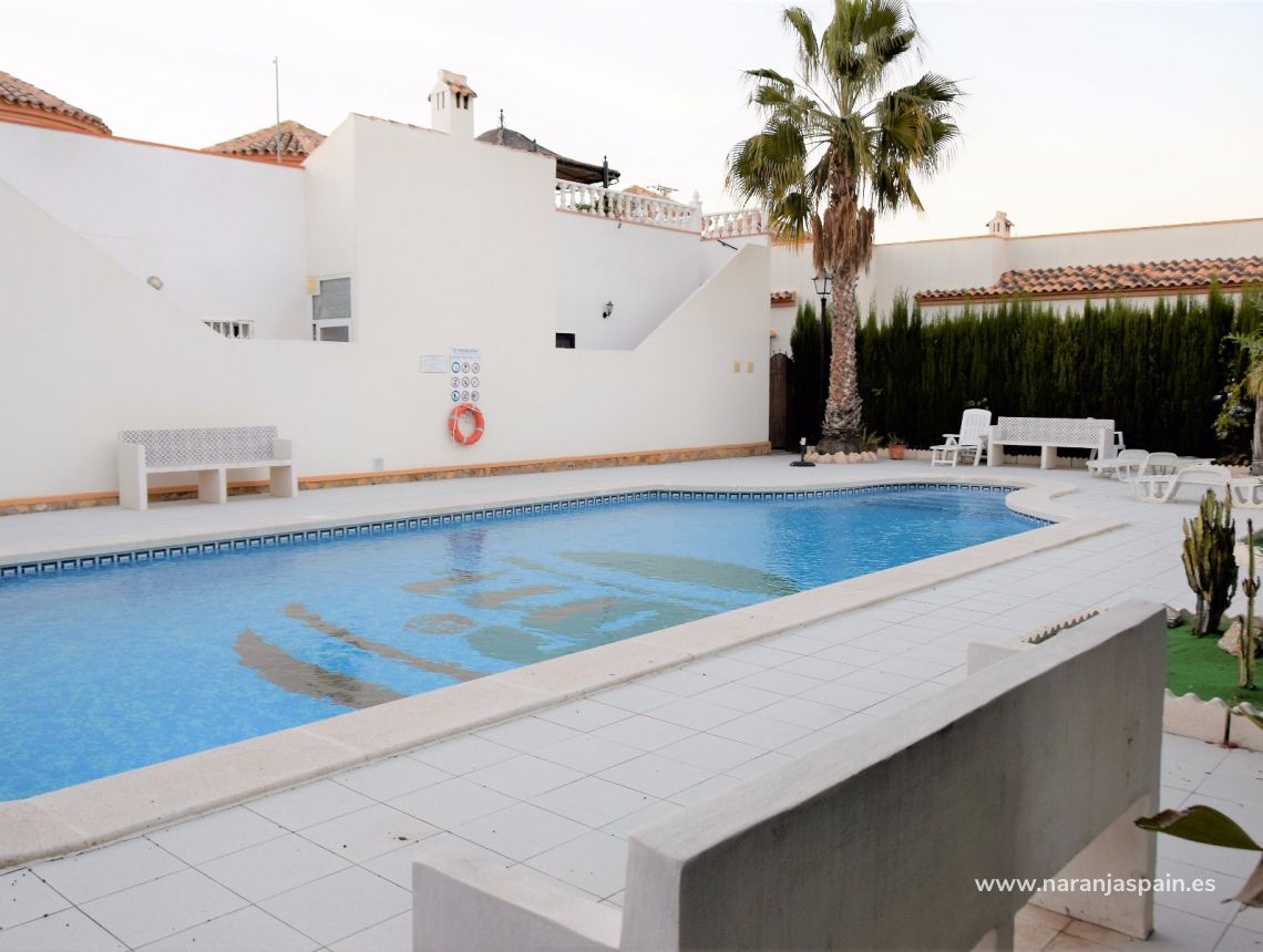 Sprzedaż - Willa - Guardamar del Segura - Urb. El Raso