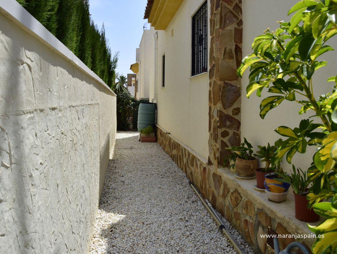 Sprzedaż - Willa - Guardamar del Segura - Urb. El Raso