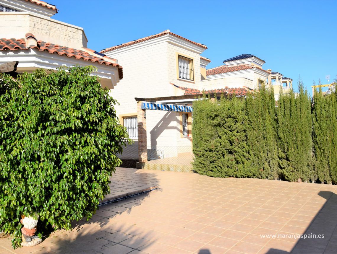 Sprzedaż - Willa - Guardamar del Segura - Urb. El Raso