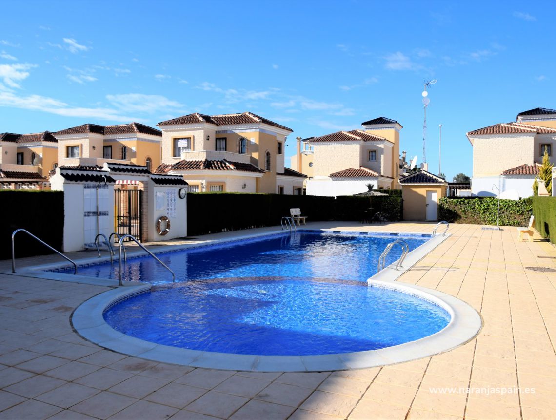 Sprzedaż - Willa - Guardamar del Segura - Urb. El Raso