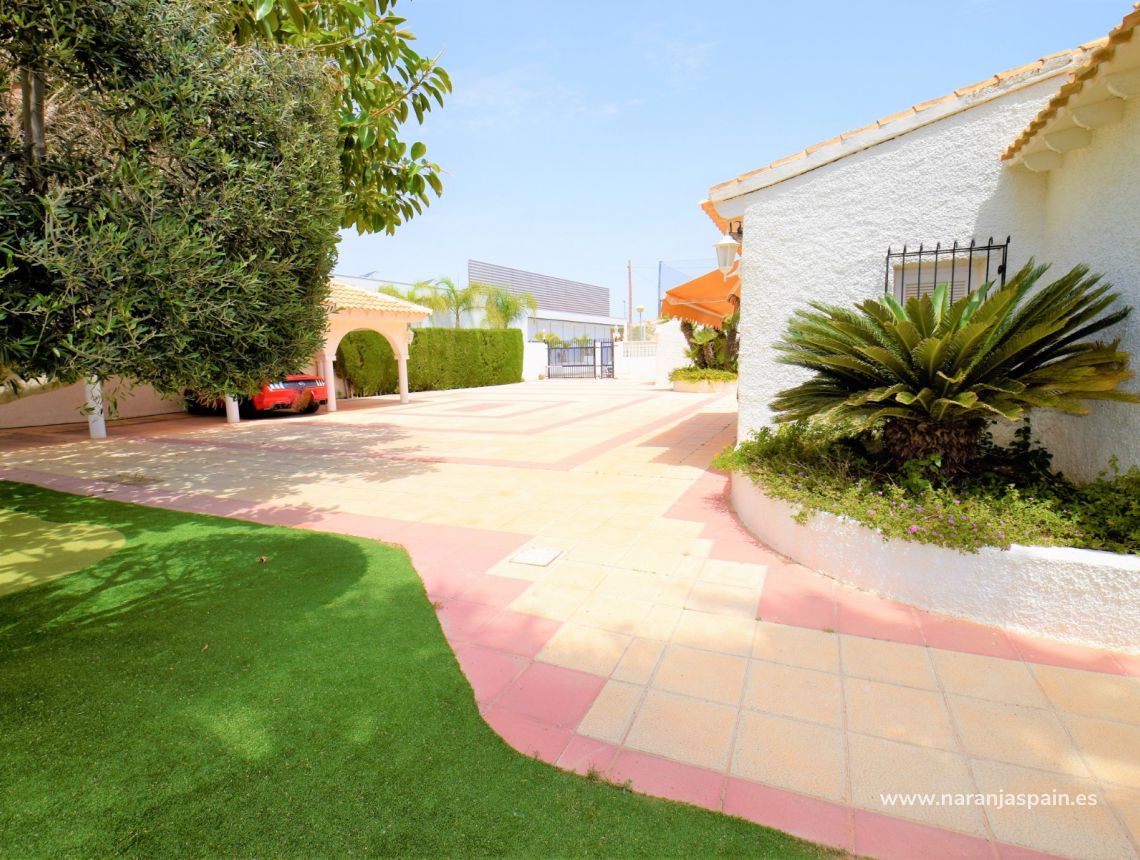 Sprzedaż - Willa - Orihuela Coast - Punta Prima