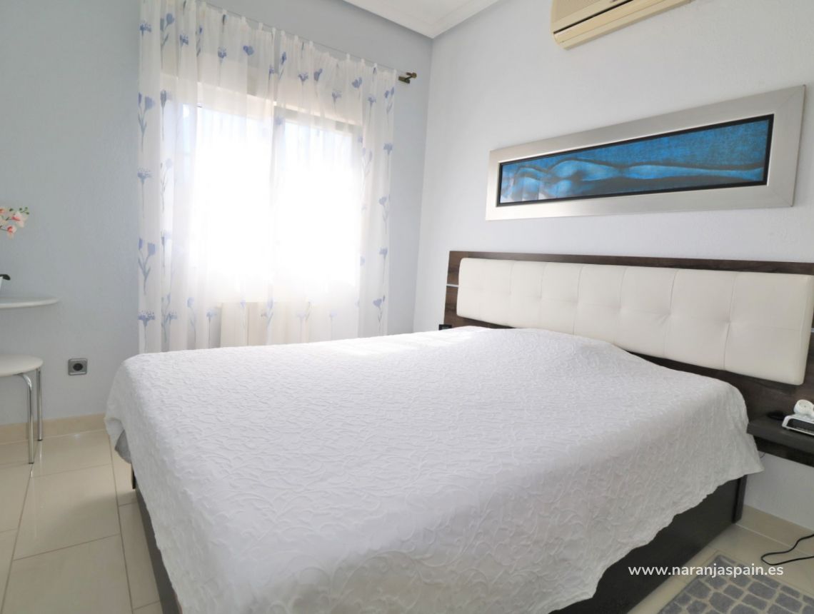 Sprzedaż - Willa - Orihuela Costa - Playa Flamenca