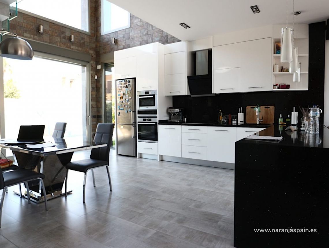 Sprzedaż - Willa - Torrevieja - Cabo Cervera