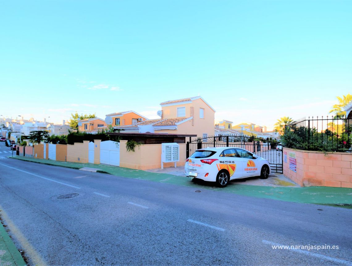 Sprzedaż - Willa - Torrevieja - Los Balcones