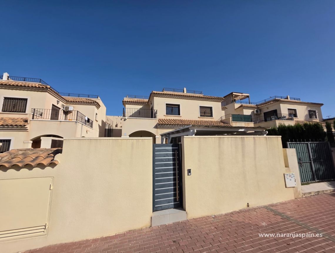Sprzedaż - Willa - Torrevieja - Sector 25