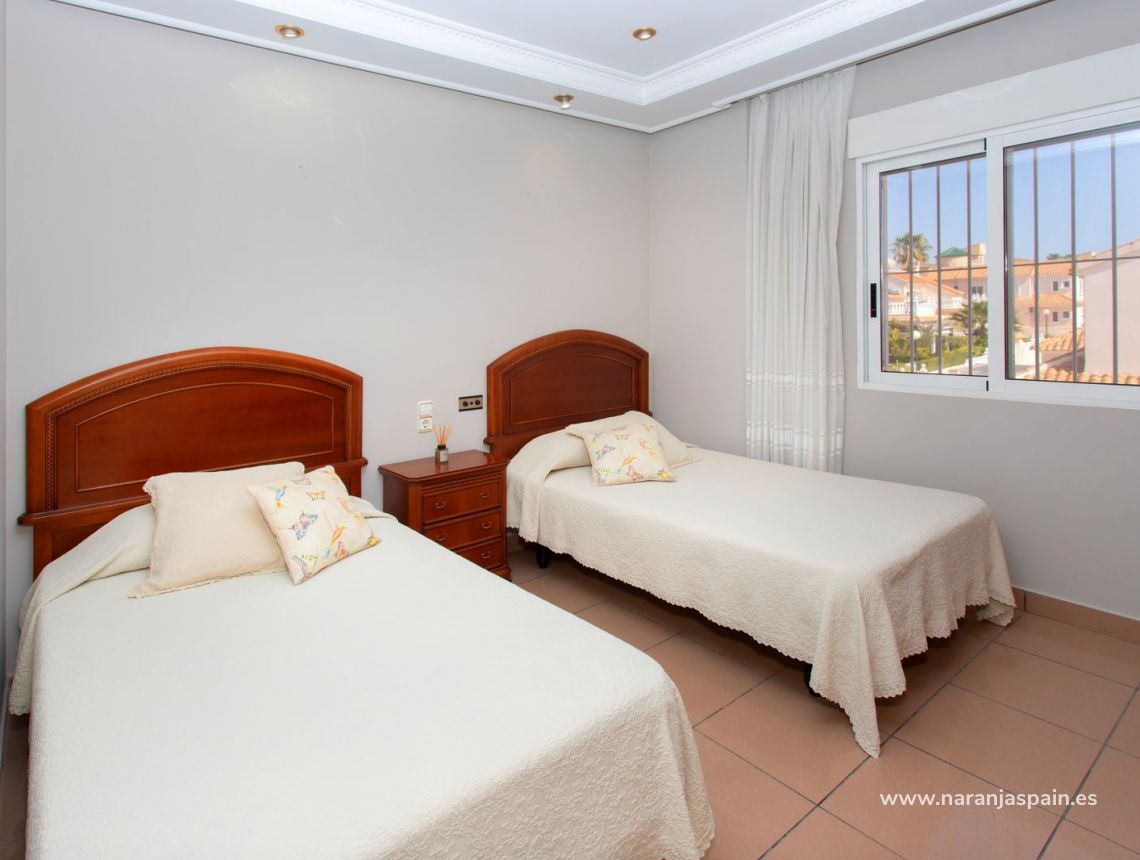 Sprzedaż - Willa - Torrevieja