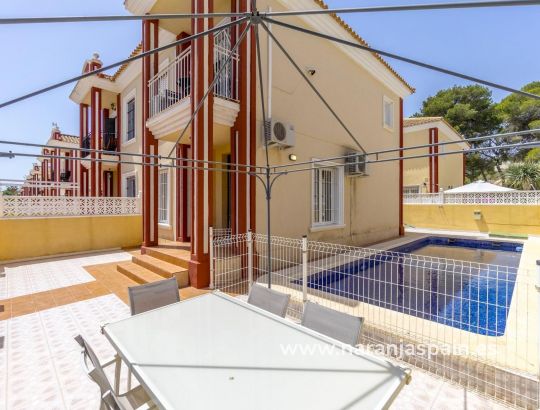 Terraced house - Sale - Orihuela Costa - Campoamor