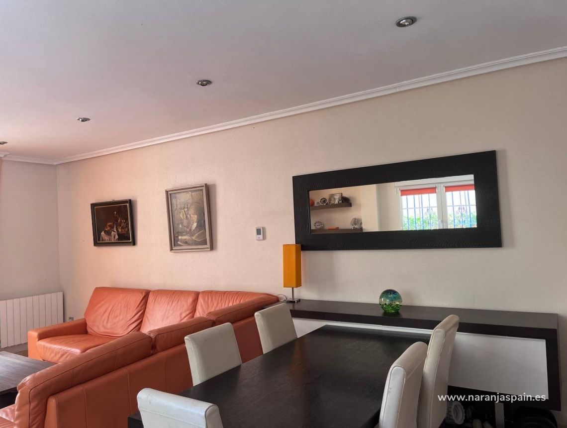 Til Salgs - Adosado - Guardamar del Segura - El Raso