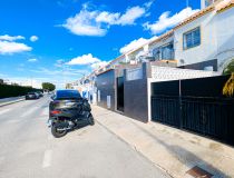 Til Salgs - Adosado - Torrevieja - Habaneras