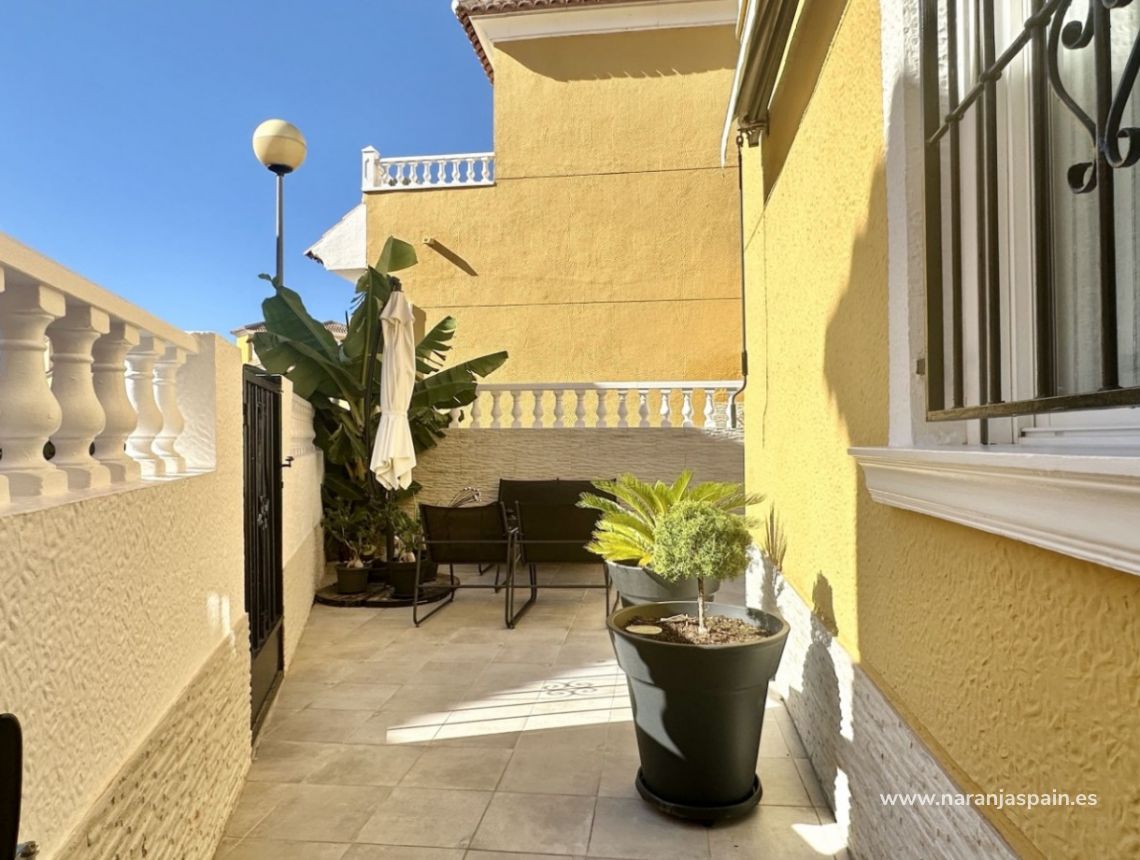 Til Salgs - Bungalow - Orihuela Costa - La Florida