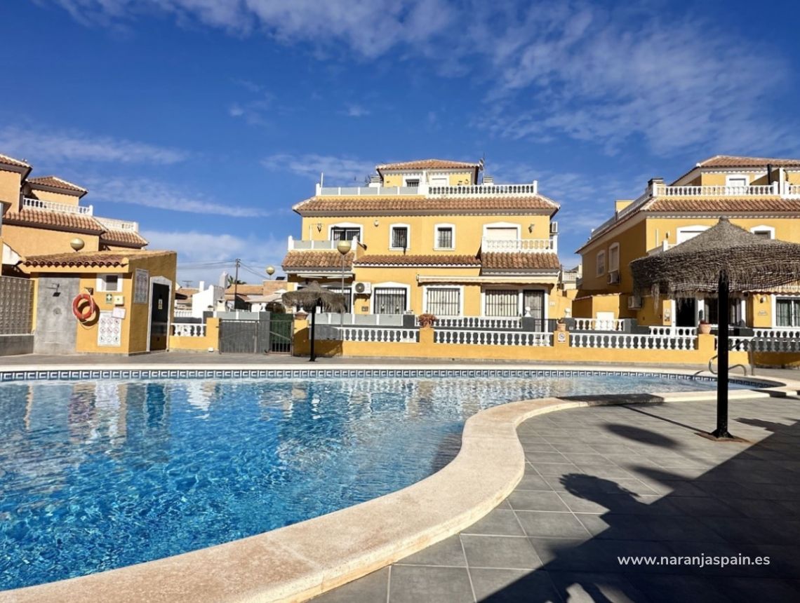 Til Salgs - Bungalow - Orihuela Costa - La Florida