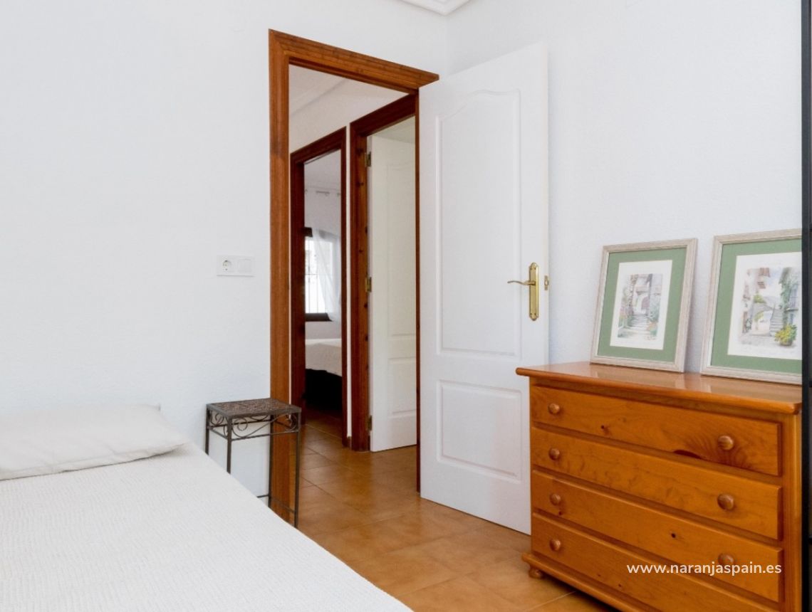 Til Salgs - Bungalow - Orihuela Costa - La Zenia