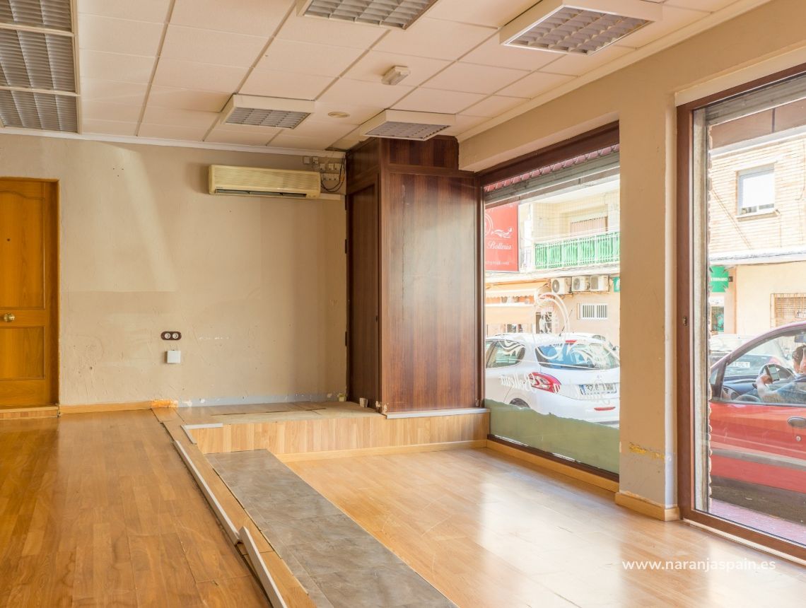 Til Salgs - Forretningseiendom - Torrevieja - Torrevieja landsbyen