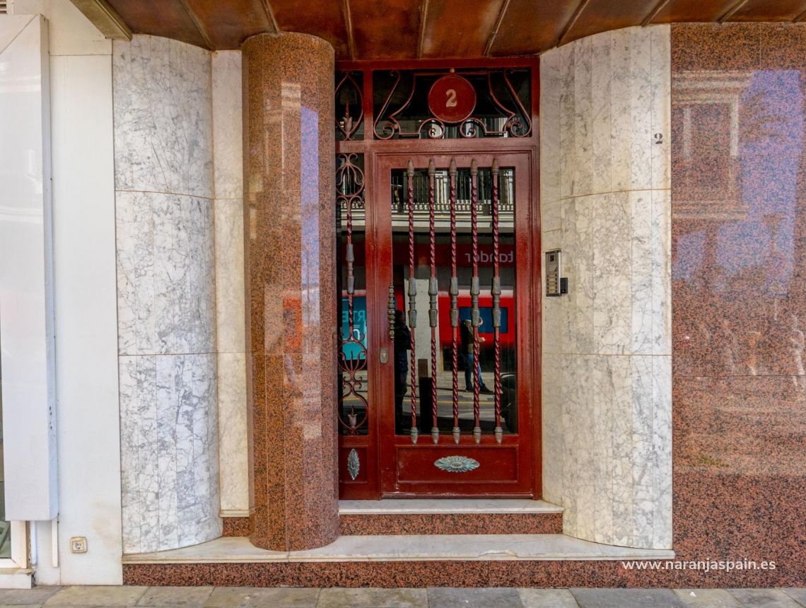 Til Salgs - Leilighet - Torrevieja - Centro - Muelle Pesquero