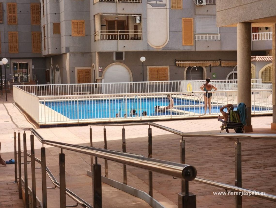 Til Salgs - Leilighet - Torrevieja - Playa del Acequión