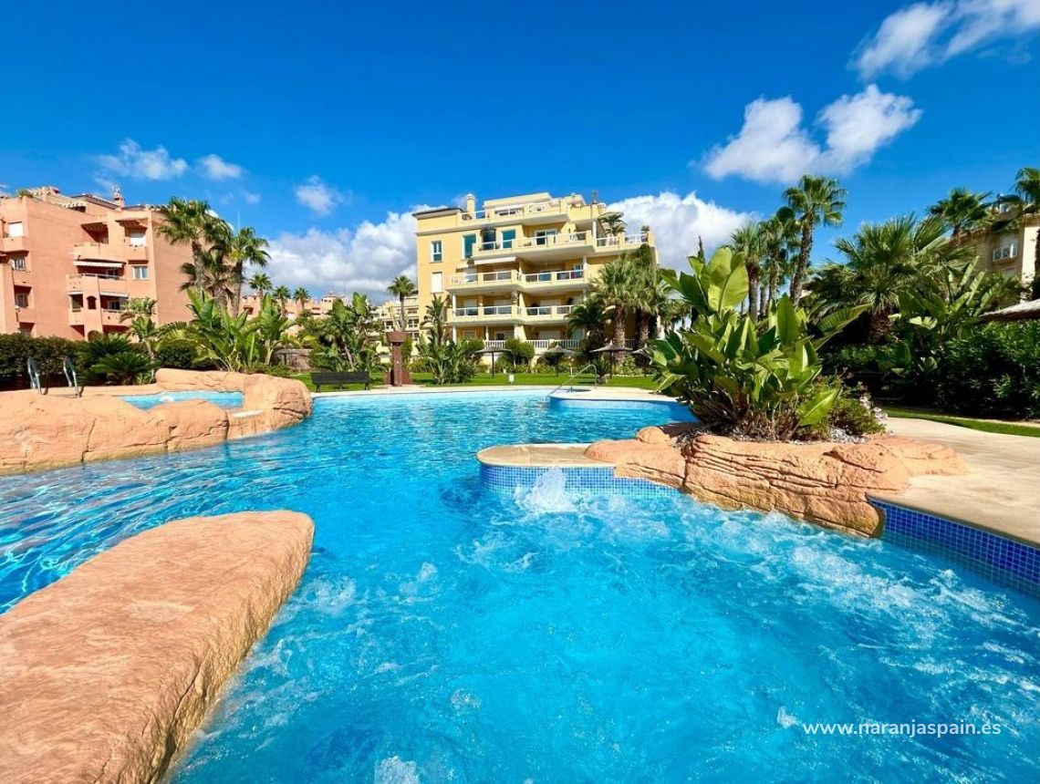 Til Salgs - Penthouse  - Dehesa de campoamor - Campoamor