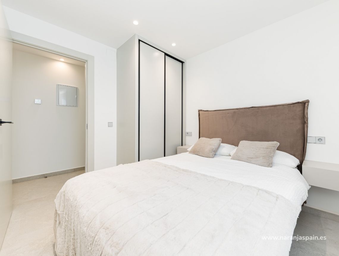 Til Salgs - Penthouse  - Torrevieja - Playa del Acequión