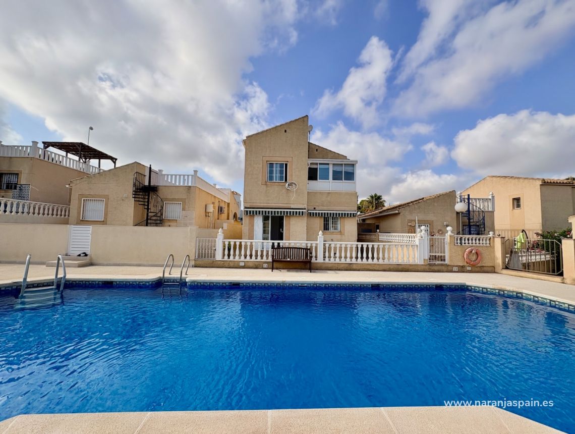 Til Salgs - Single Family Home - Orihuela - Los Balcones