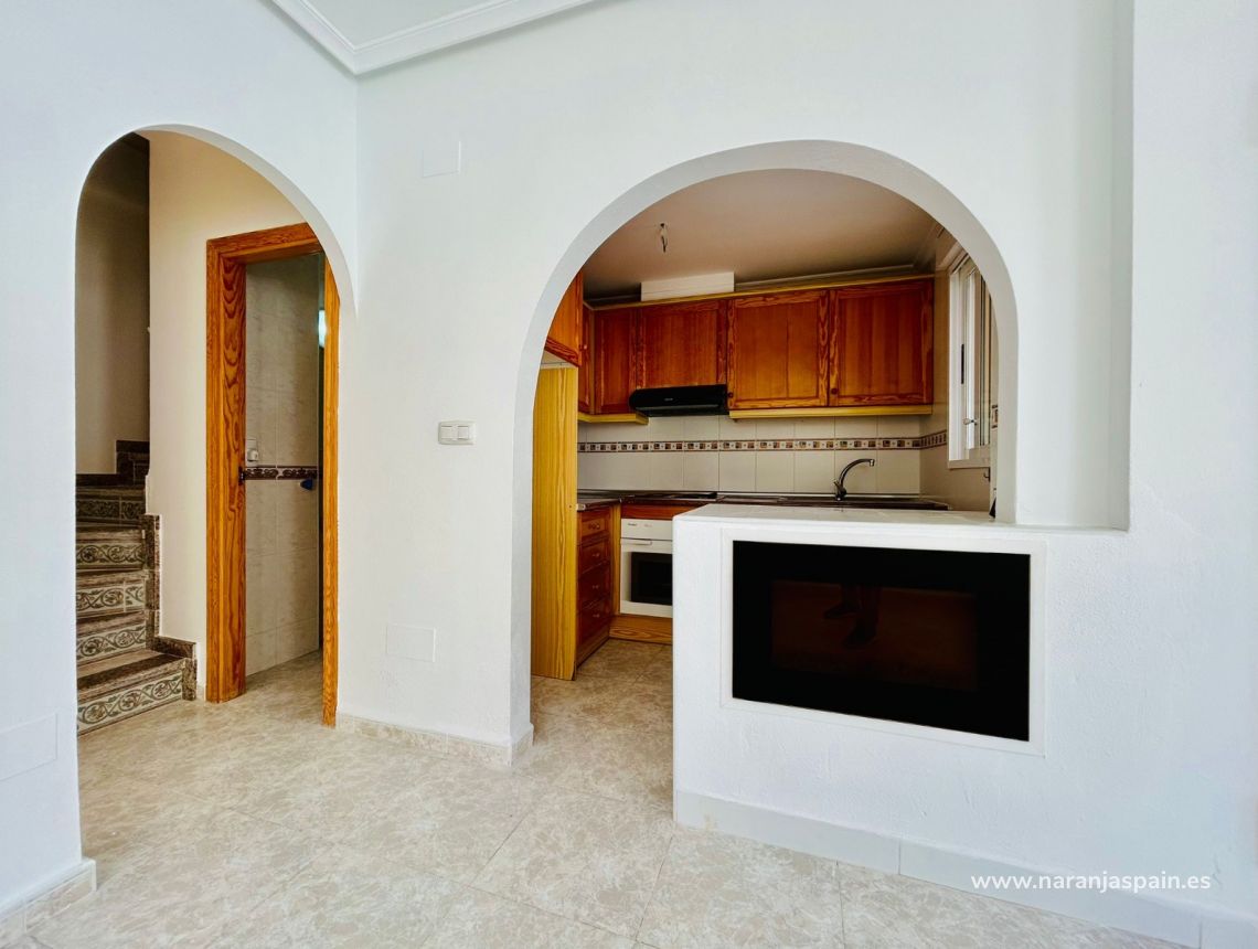 Til Salgs - Single Family Home - Torrevieja - Sector 25