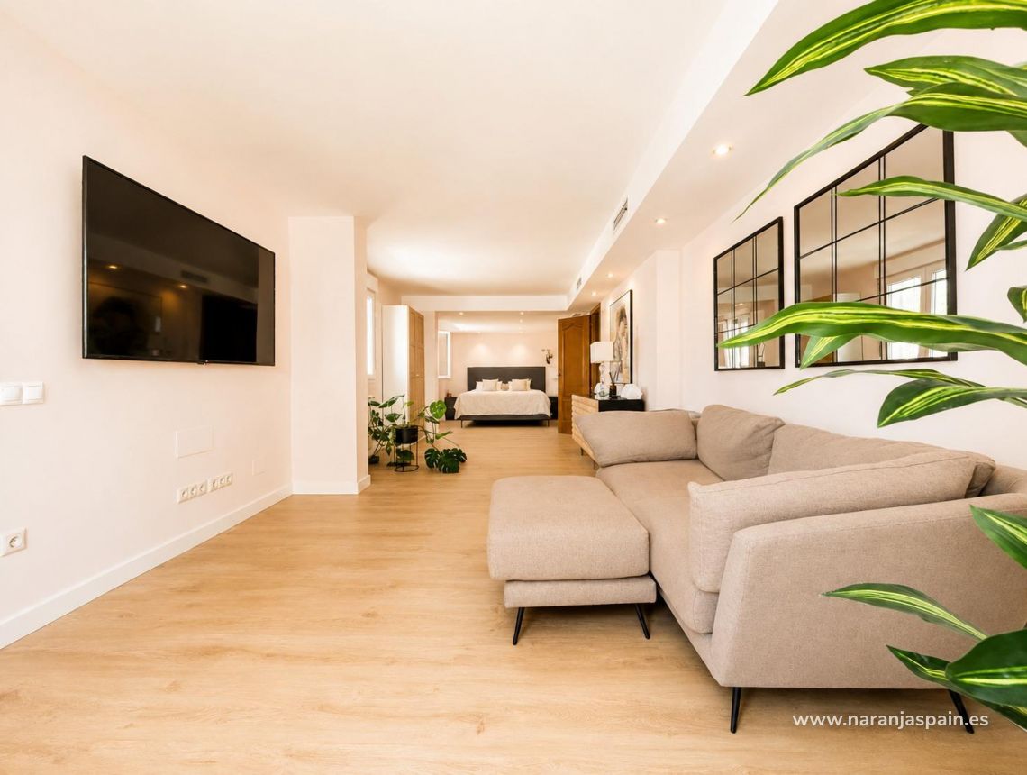 Til Salgs - Villa - Dehesa de campoamor - Campoamor