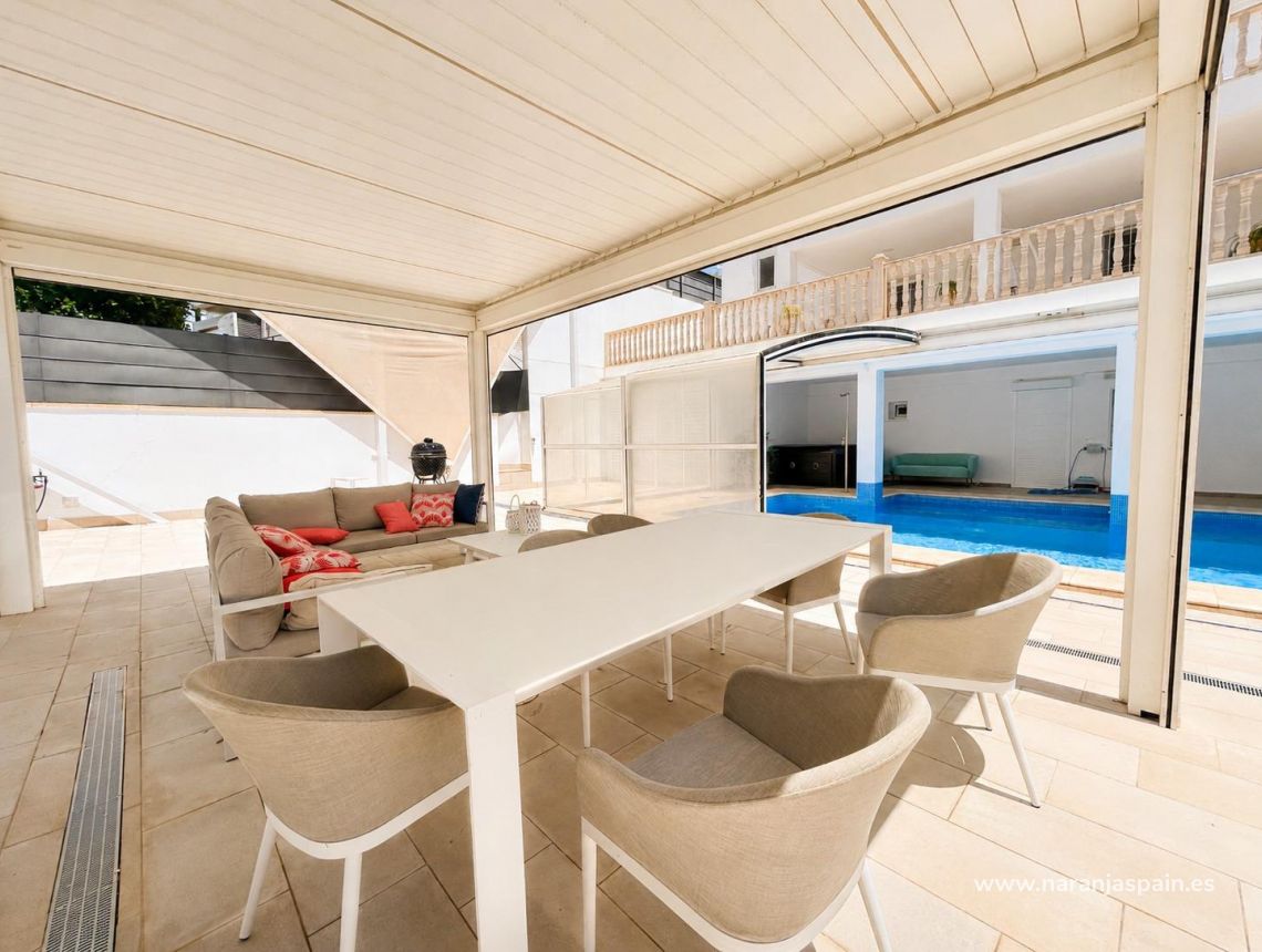 Til Salgs - Villa - Dehesa de campoamor - Campoamor