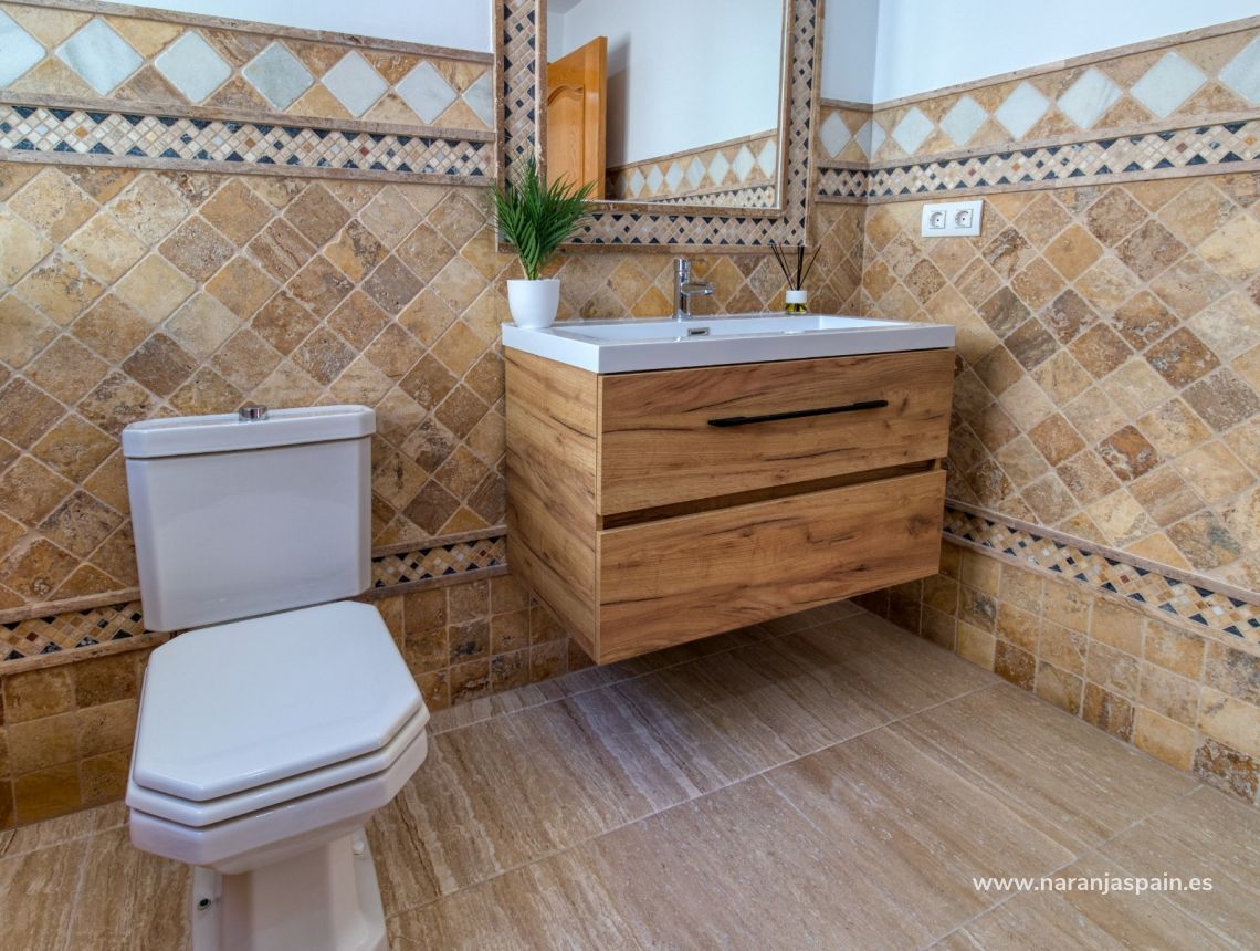 Til Salgs - Villa - Málaga - Estepona