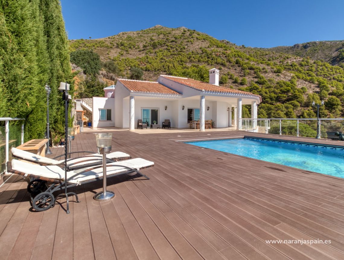 Til Salgs - Villa - Málaga - Estepona