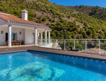 Til Salgs - Villa - Málaga - Estepona