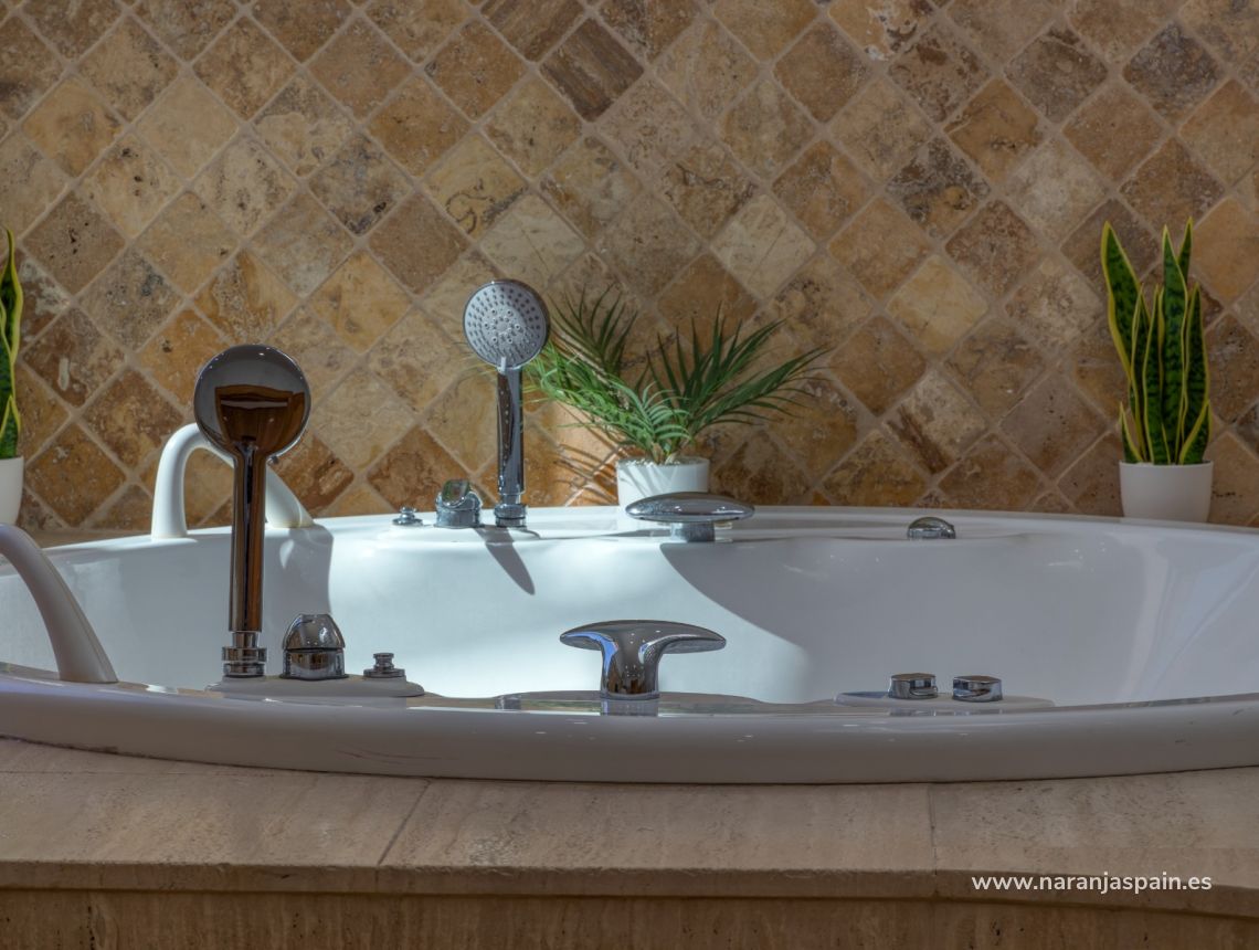 Til Salgs - Villa - Málaga - Estepona