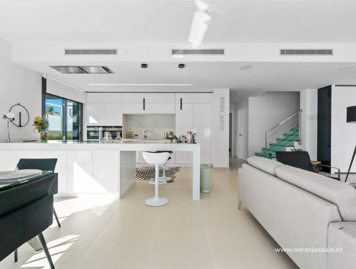 Til Salgs - Villa - Orihuela Costa - Campoamor