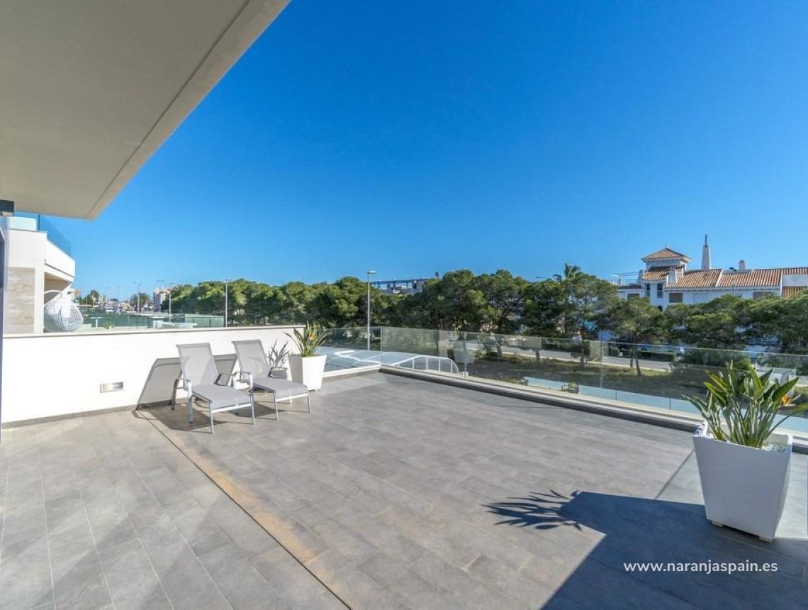 Til Salgs - Villa - Orihuela Costa - Campoamor