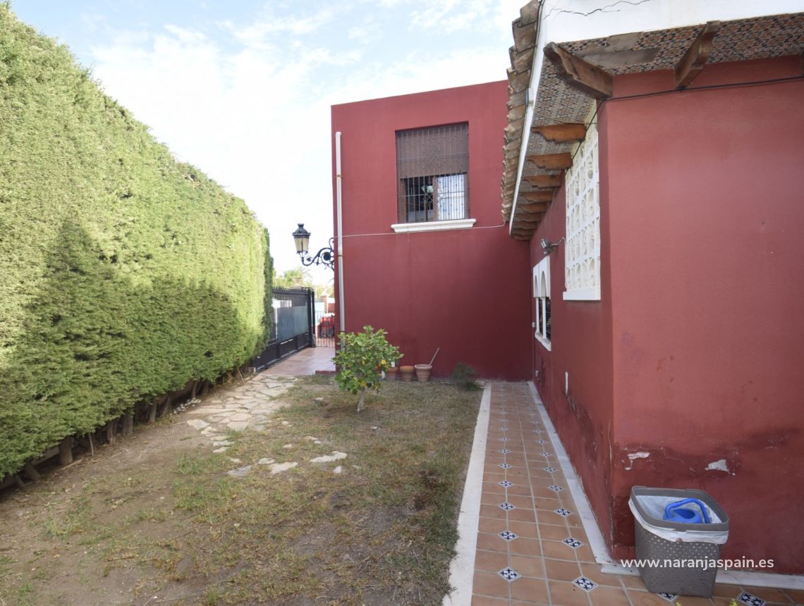 Til Salgs - Villa - Torrevieja - Torrevieja landsbyen