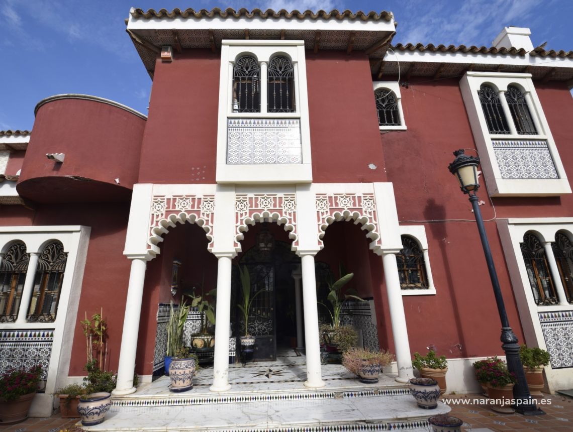 Til Salgs - Villa - Torrevieja - Torrevieja landsbyen