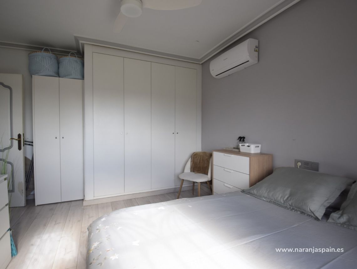 Til Salgs - Villa - Torrevieja - Torrevieja landsbyen