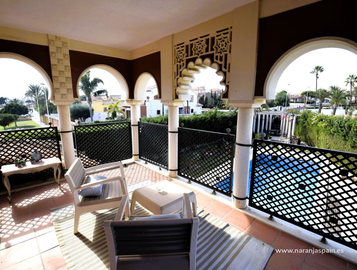 Til Salgs - Villa - Torrevieja - Torrevieja landsbyen