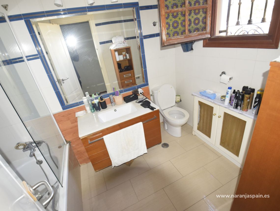 Til Salgs - Villa - Torrevieja - Torrevieja landsbyen