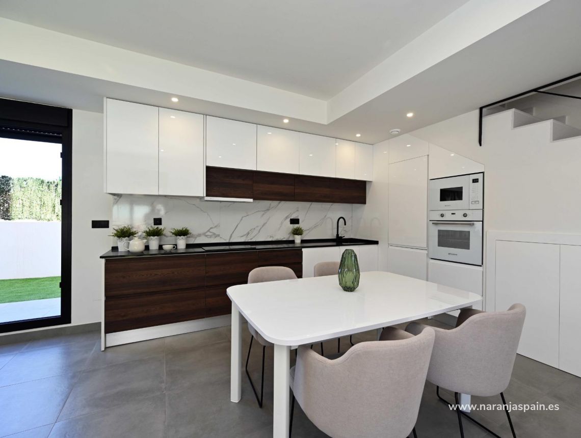  - Town House - Ориуэла Коста  - Las Filipinas