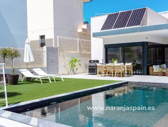 Villa - Sale - San Miguel de Salinas - San Miguel de Salinas