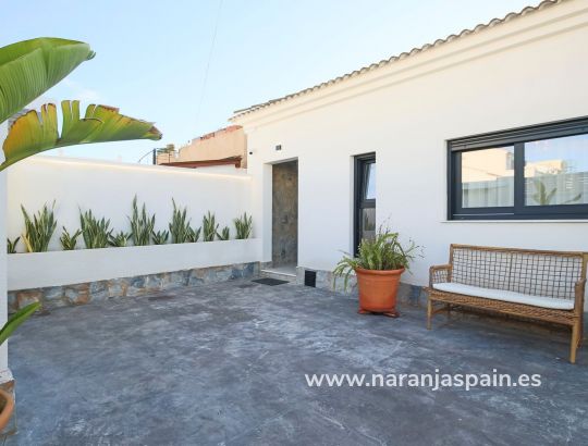 Villa - Til Salgs - Torrevieja - Torrevieja