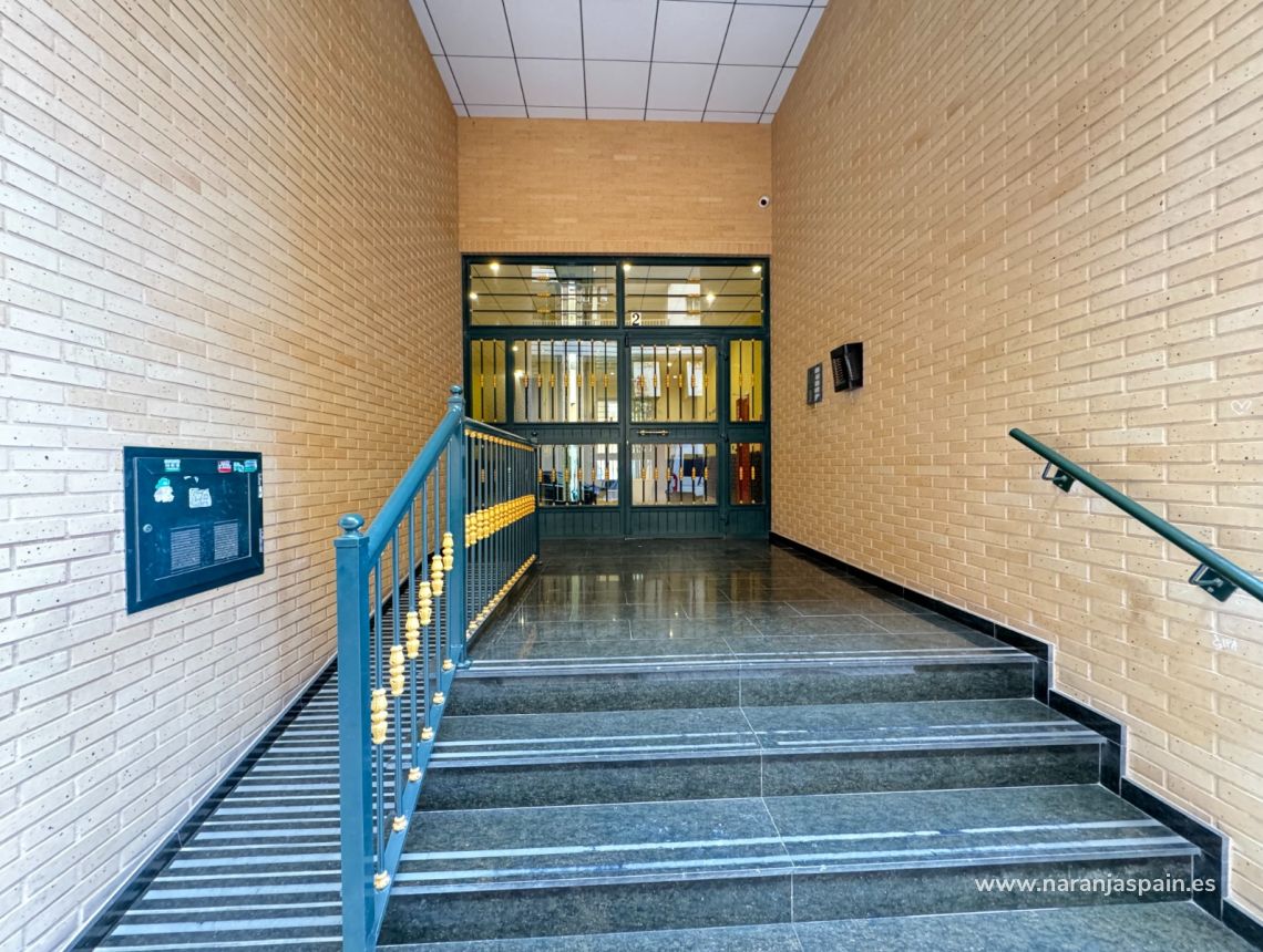 Wynajem długoterminowy - Apartament - Guardamar del Segura - Pueblo