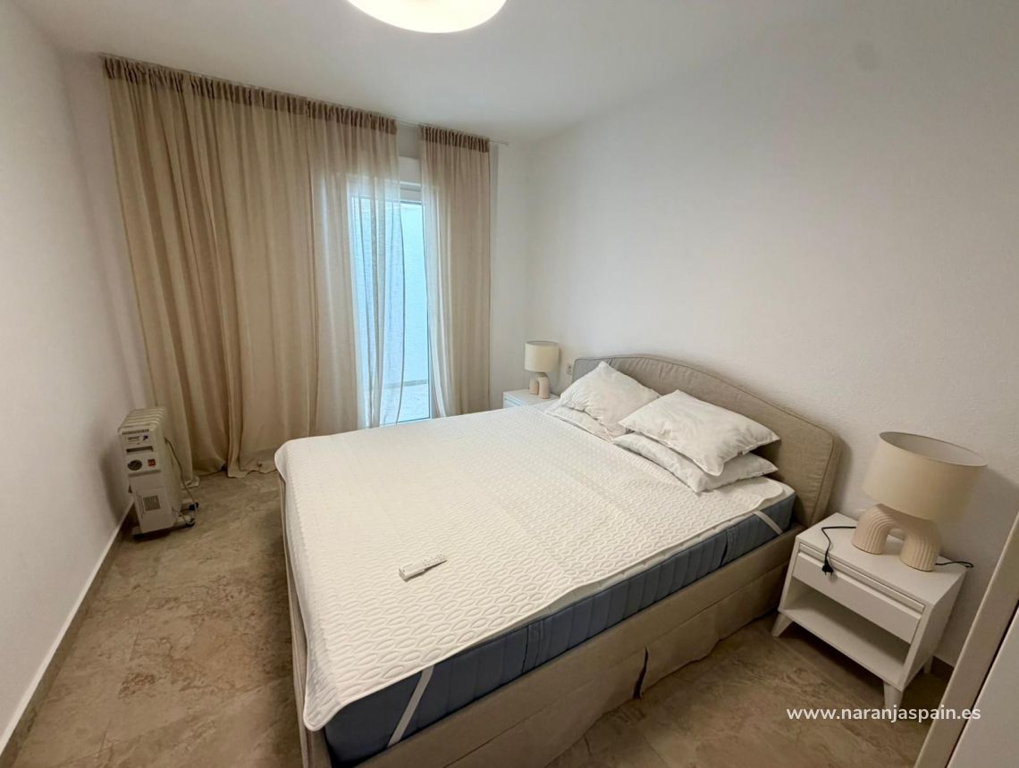 Wynajem długoterminowy - Apartament - Guardamar del Segura - Pueblo