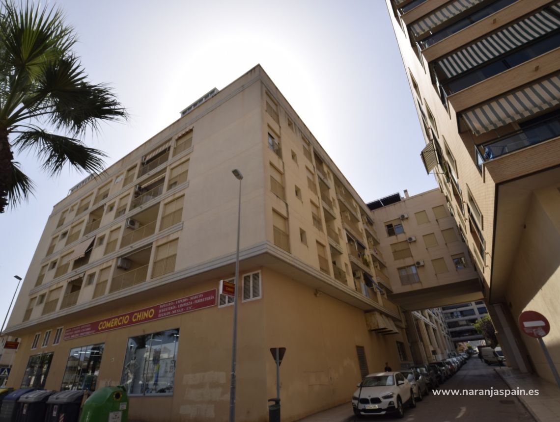 Wynajem długoterminowy - Apartament - Guardamar del Segura - Pueblo