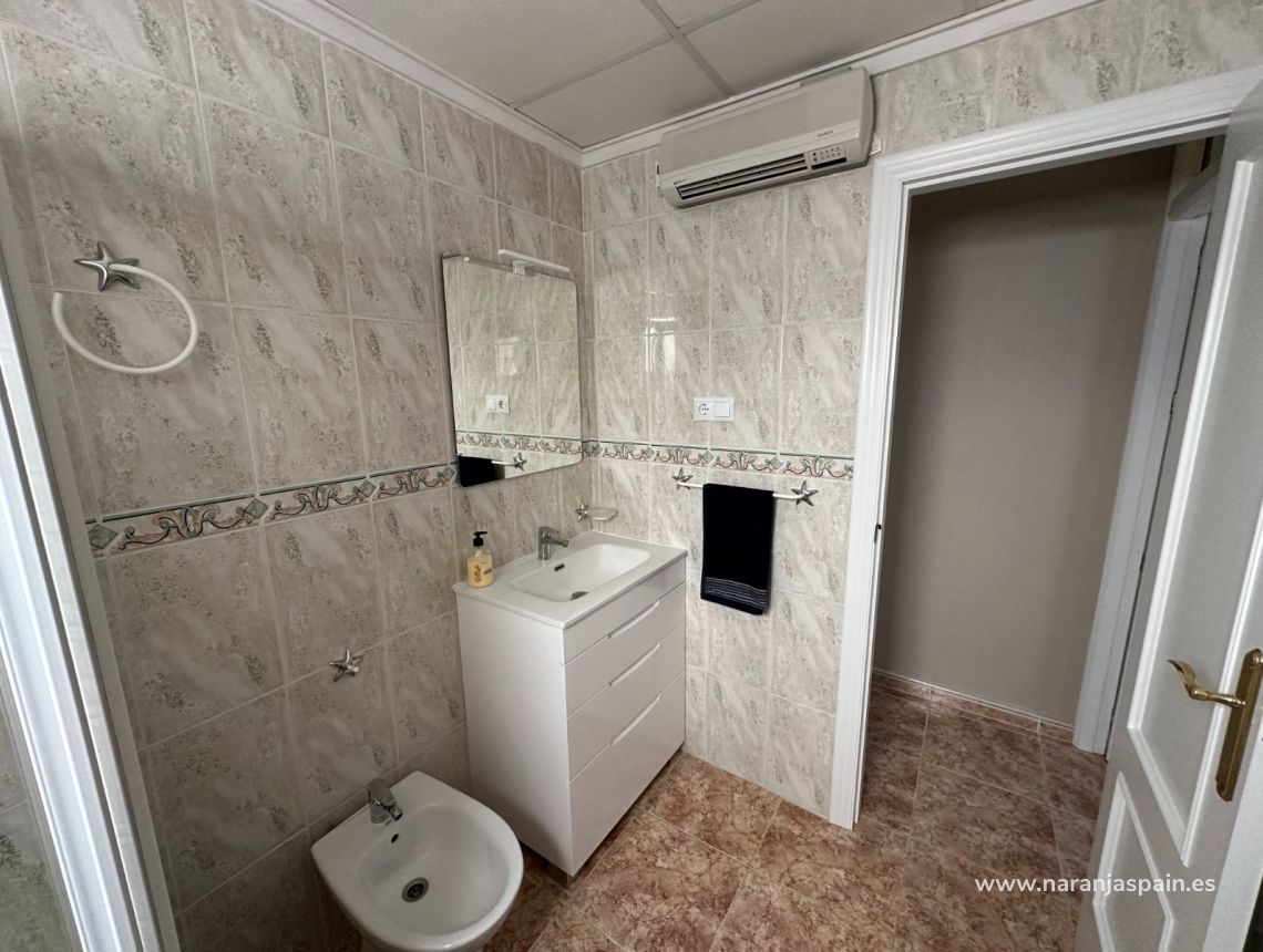 Wynajem długoterminowy - Apartament - Guardamar del Segura