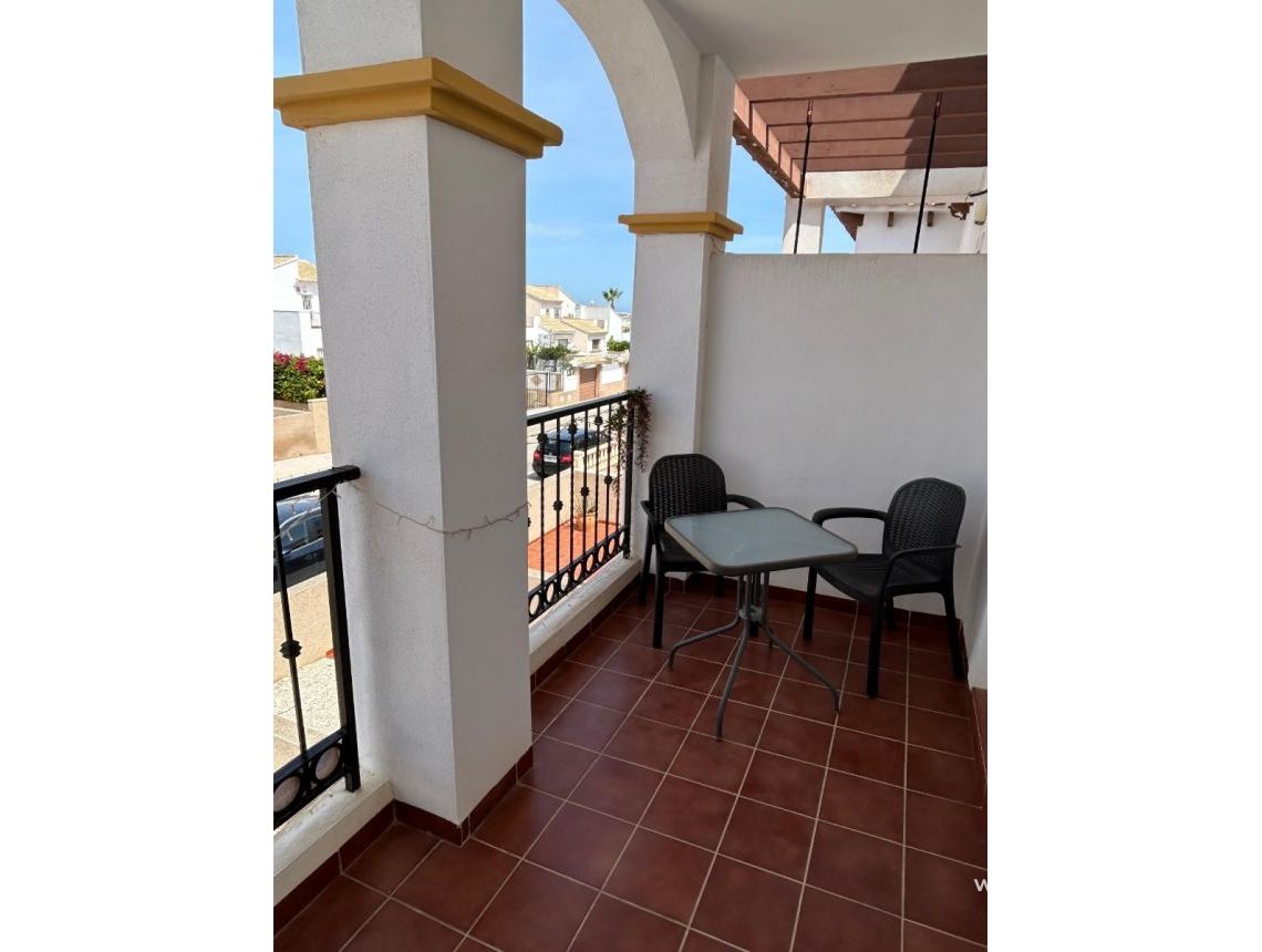 Wynajem długoterminowy - Bungalow - Orihuela - Punta Prima