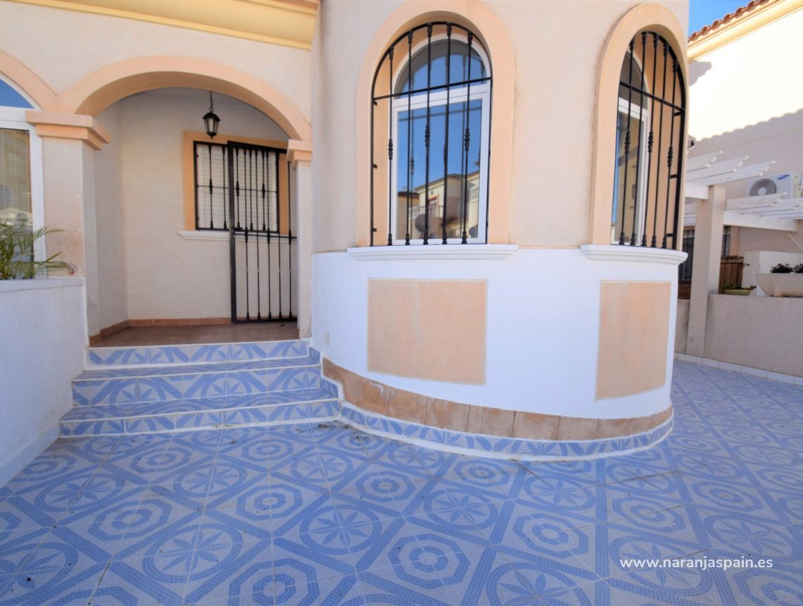 Wynajem długoterminowy - Willa - Torrevieja - Torrevieja town