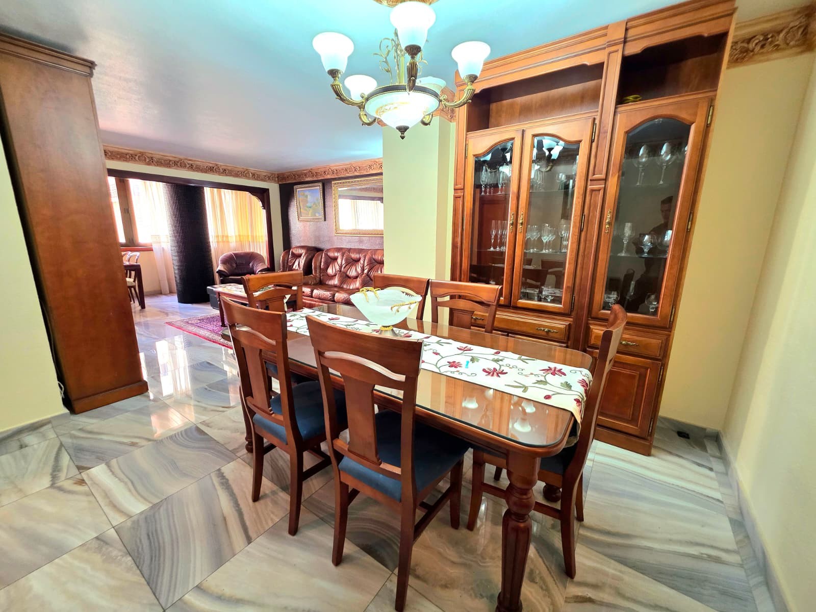 Apartment / flat i Alicante – fotografija 5