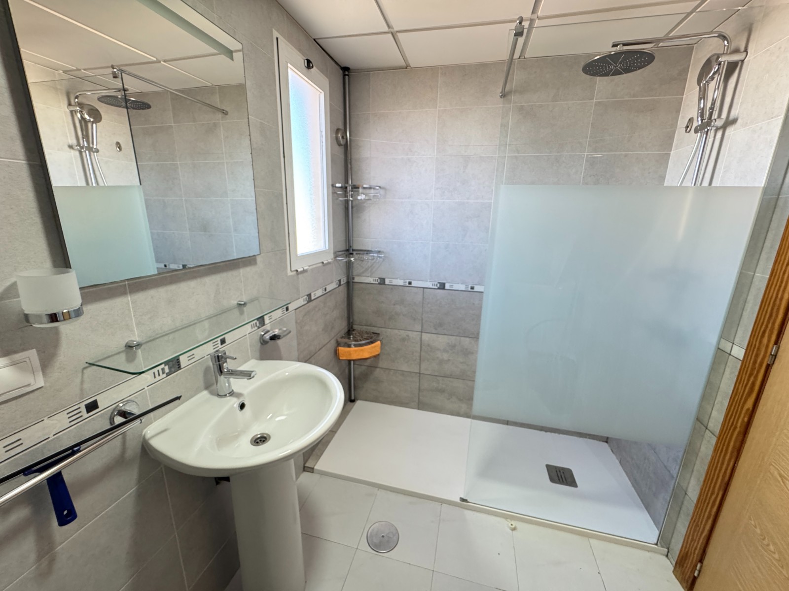 Appartement · Herverkoop - Guardamar del Segura · Alicante · Spanje Appartement · Herverkoop - Guardamar del Segura · Alicante · Spanje