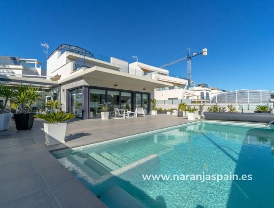 Villa - Sale - Orihuela Coast - Campoamor