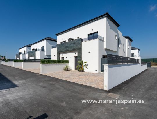 Quad House -  - Gran Alacant - Centro Comercial Ga